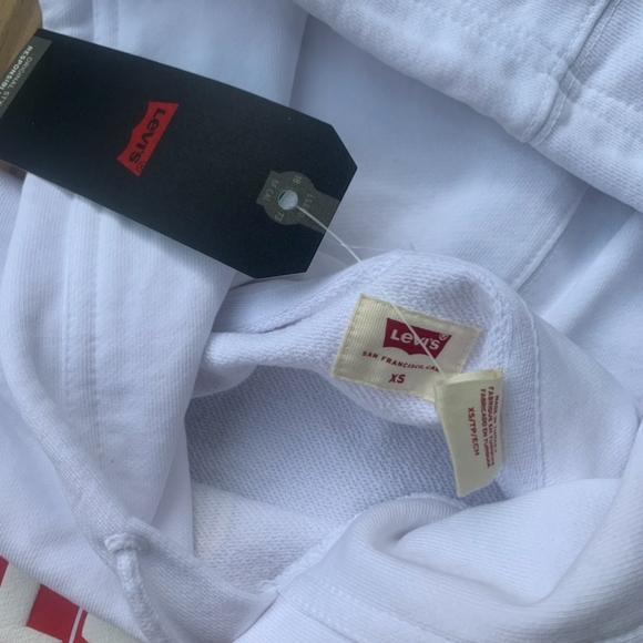 Levis x Super Mario Bros Pullover Hoodie - Picture 4 of 5